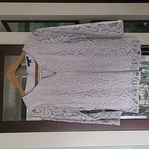 NWT Elegant Lace Top ❤️